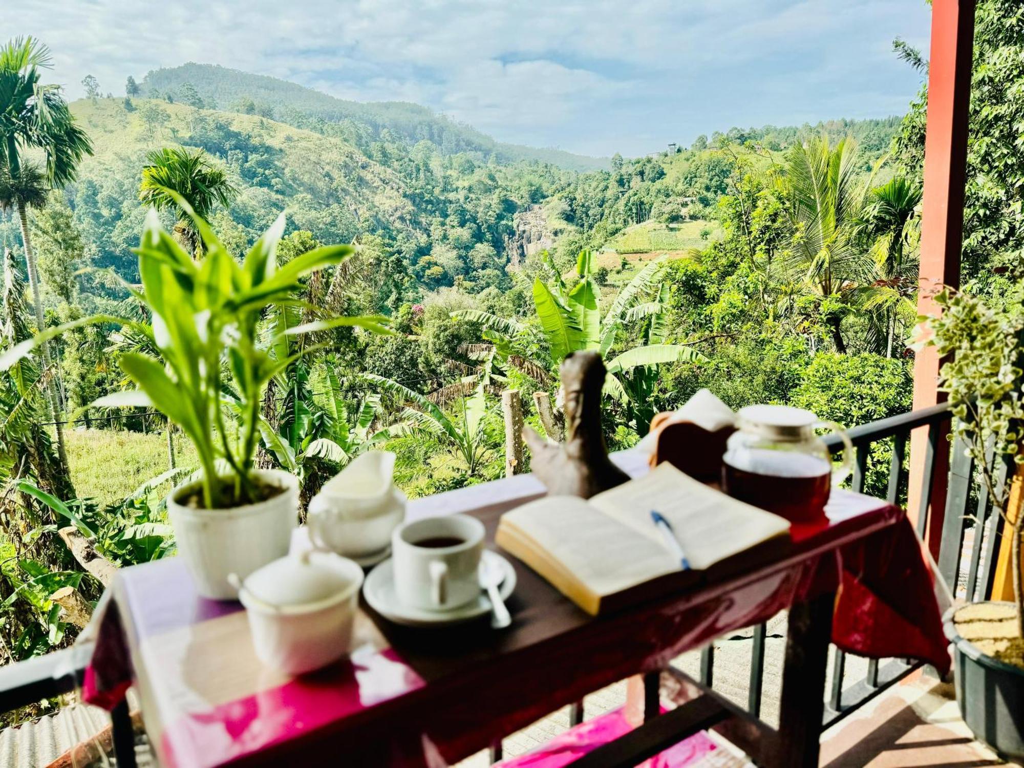 Rock Grand View Hotel Ella Ngoại thất bức ảnh