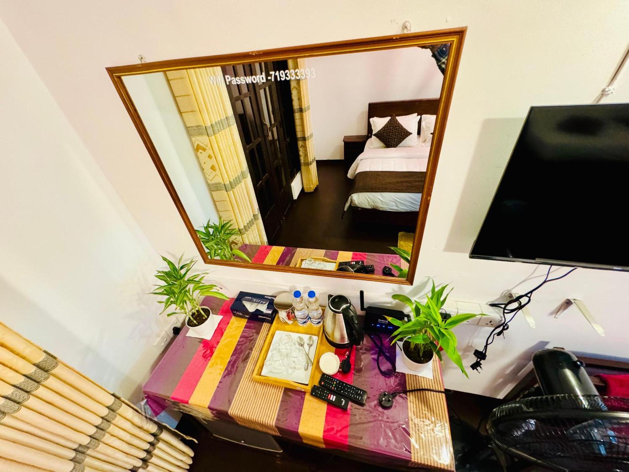 Rock Grand View Hotel Ella Ngoại thất bức ảnh