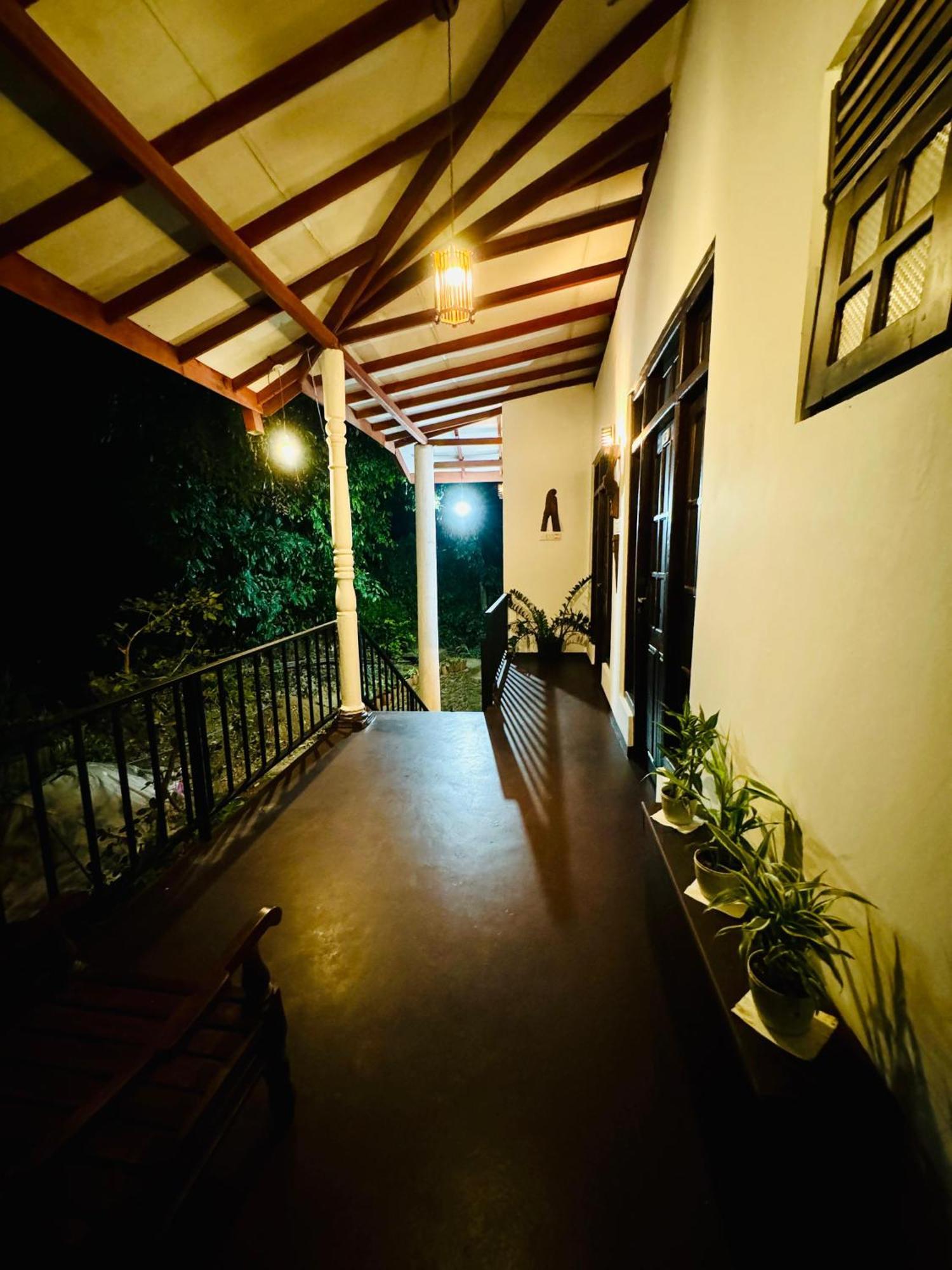 Rock Grand View Hotel Ella Ngoại thất bức ảnh