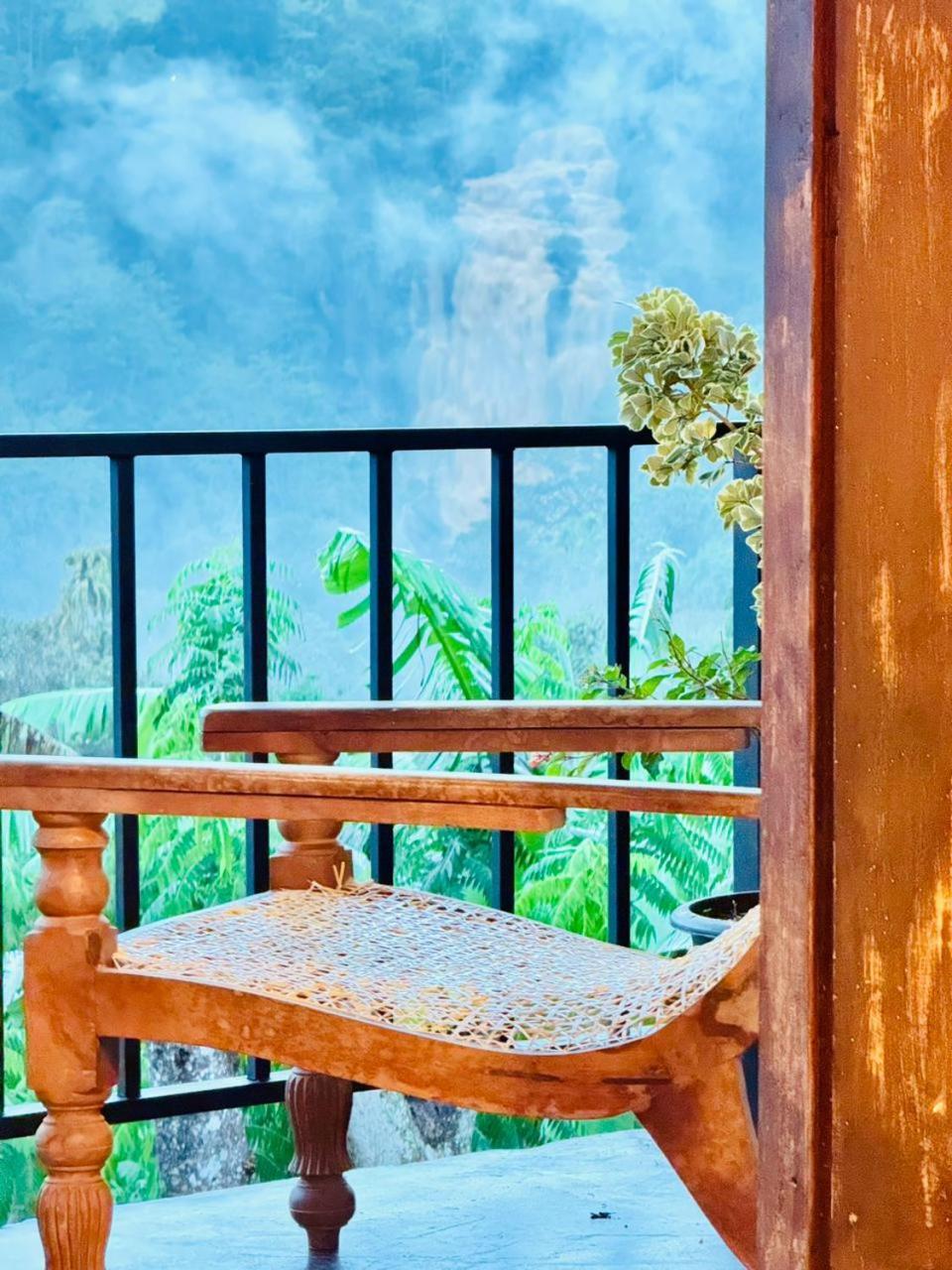 Rock Grand View Hotel Ella Ngoại thất bức ảnh
